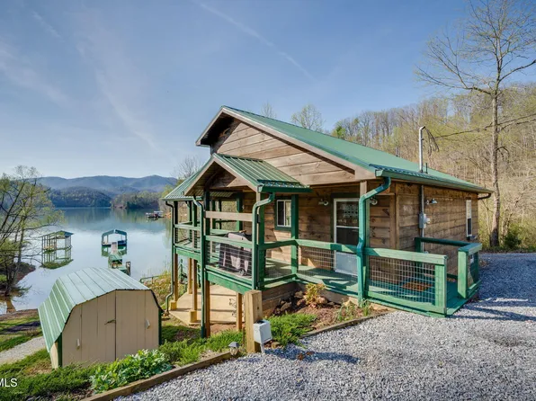 1065 Pierce Town Rd, Butler, TN 37640