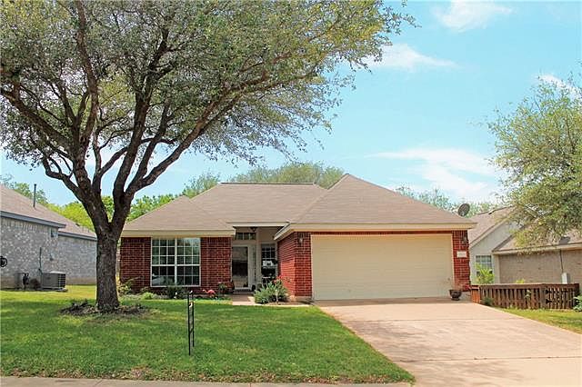 1st image of 1503 Parkwood Dr
