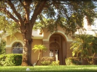 2135 Imperial Cir, Naples, FL 34110