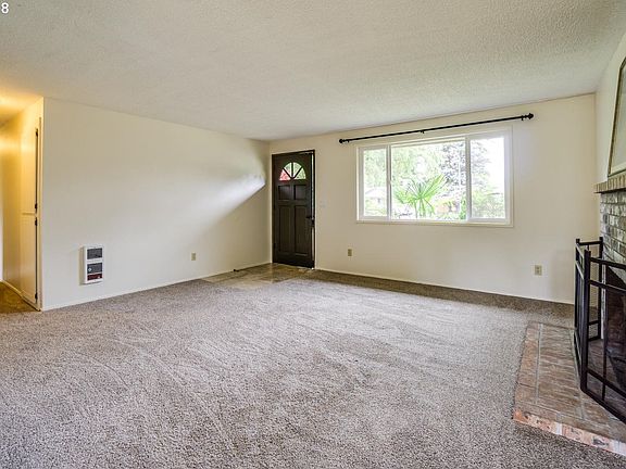 5th image of 5611 NE 75th St