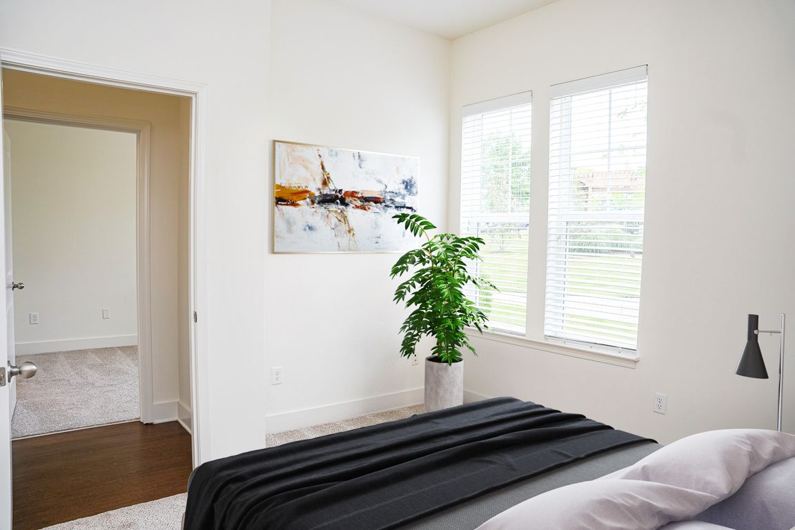 Amp - 2 BR/2BA - 1,170 sq ft