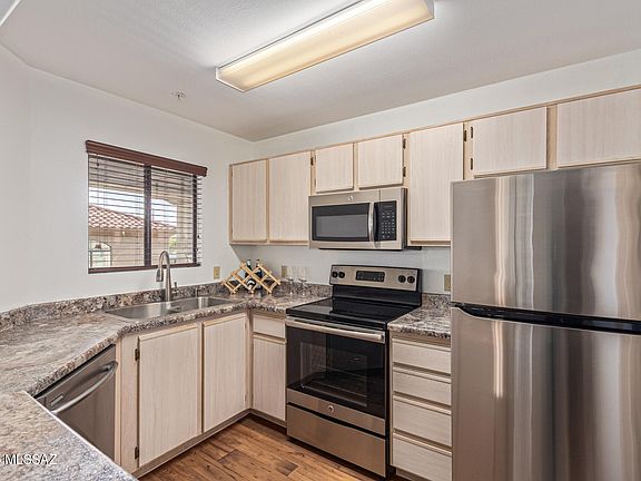 2nd image of 5751 N Kolb Rd Unit 42202