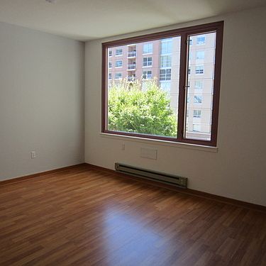 5th image of 201 Harrison St APT 323