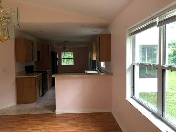 4th image of 43 Brice Ln