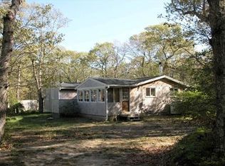 20 Hudson Ave, Oak Bluffs, MA 02557