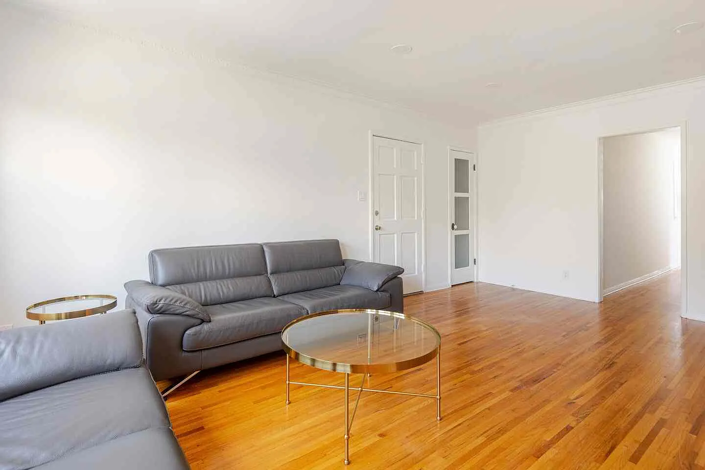 2 bed, 1100 sqft, $2,950 — Photo 3