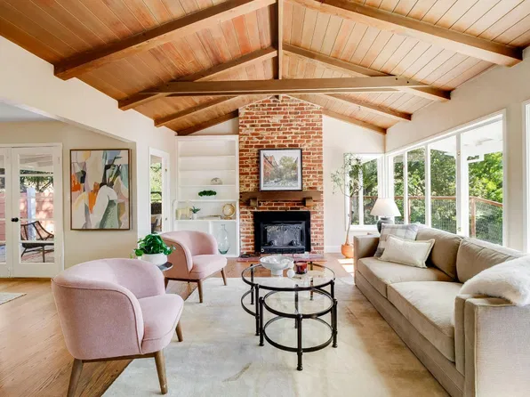 3384 Deer Hill Rd, Lafayette, CA 94549