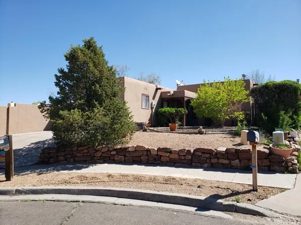 1275 Chestnut St, Santa Fe, NM 87507