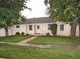 8000 Paso Robles Ave, Van Nuys, CA 91406