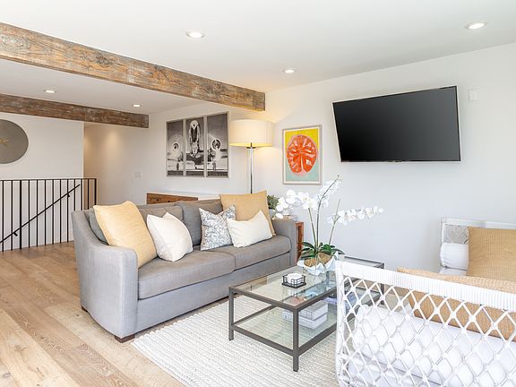 4th image of 420 Marine St APT 4