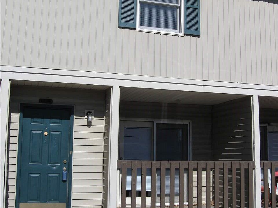1st image of 1736 N Lincoln St