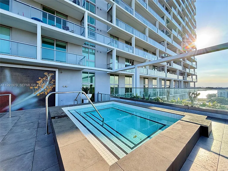 2000 Metropica Way #2208 — Photo 39