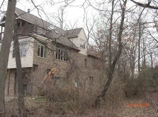 77 Templar Ave, Pinckney, MI 48169