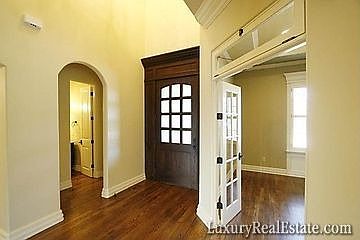 2nd image of 1648 E 44th St