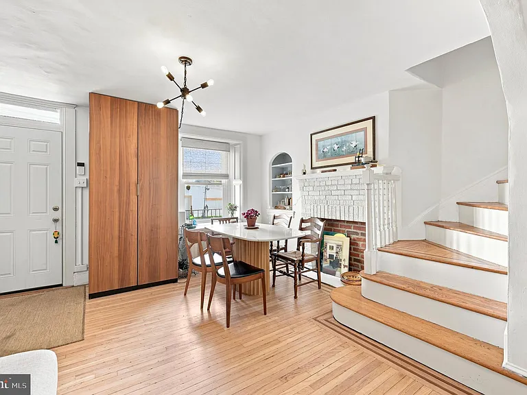 124 Grape St — Photo 11