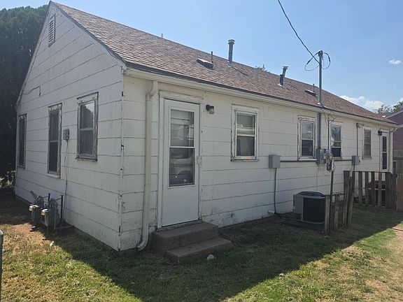 4th image of 713 W 1st St
