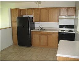 5th image of 680 NE 59th Ct