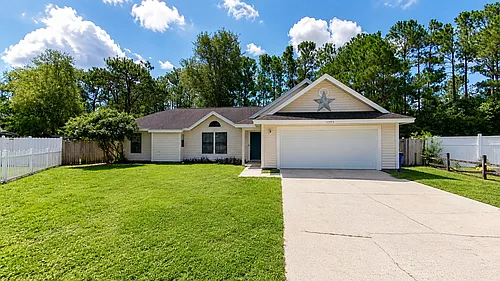 12958 Medford Ln Photo 1