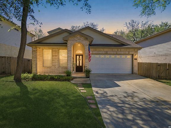 2nd image of 2616 Gallant Fox Dr