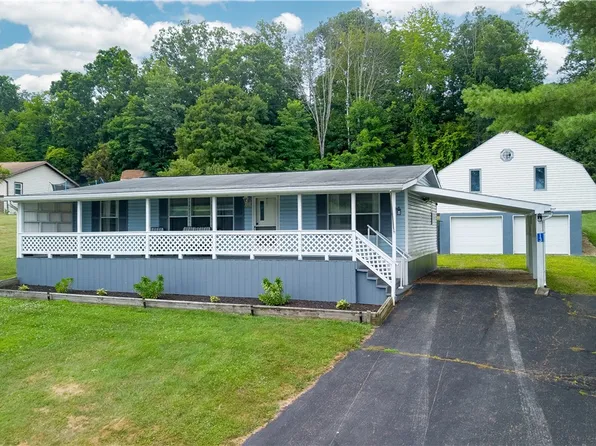 13 Capitol Dr, Lawrenceville, PA 16940