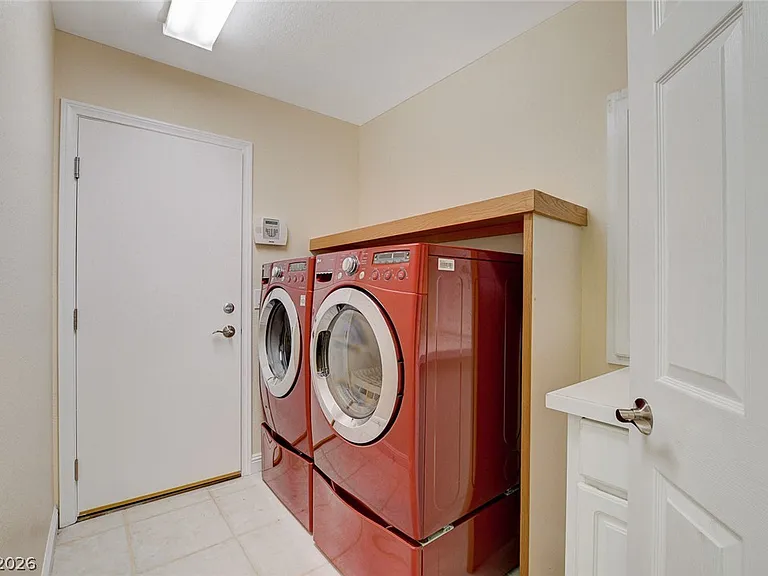 432 Staghorn Pass Ave — Photo 54