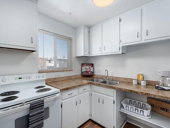 2nd image of 1878 Vine St APT 106