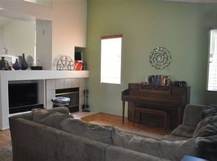 25637 Frost Ln, Santa Clarita, CA 91381