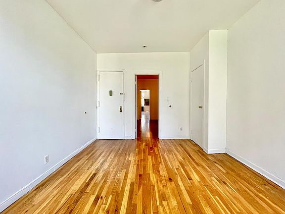 2nd image of 209 Himrod St APT 3R