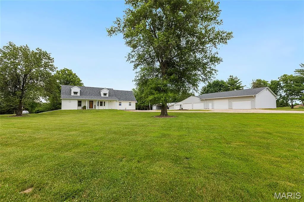2280 Ebert Ln photo 1