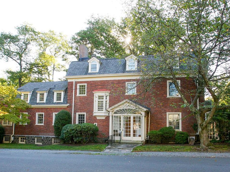 1st image of 1600 Brinckle Ave #2