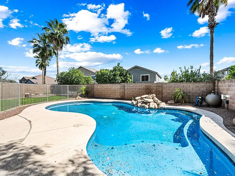 10463 E Olla Ave — Photo 30