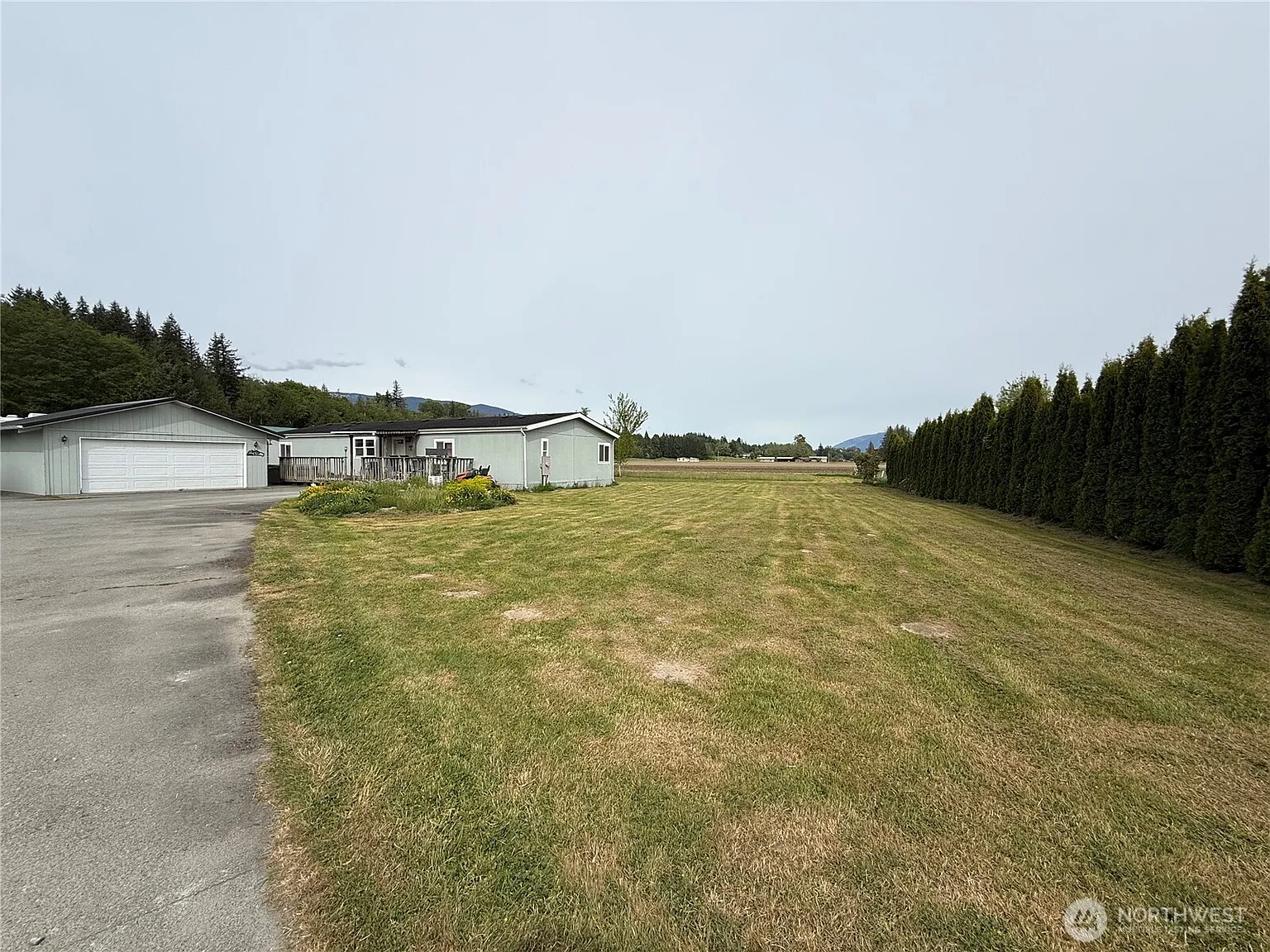 8713 F&S Grade Road photo 1