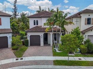 9602 W 35th Ln, Hialeah, FL 33018