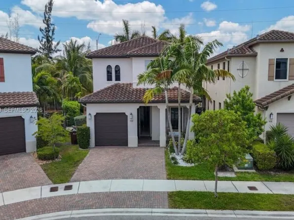 9602 W 35th Ln, Hialeah, FL 33018