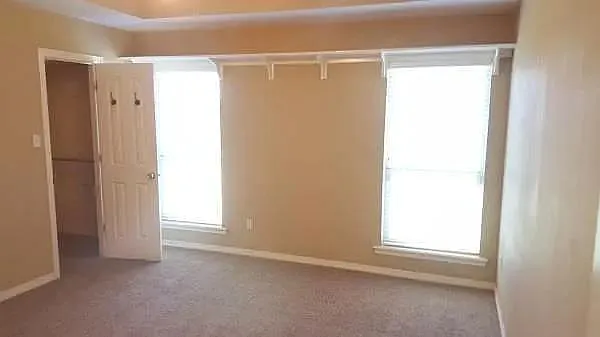 3723 Essen Loop — Photo 6