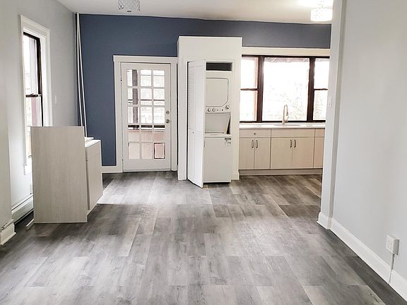 4th image of 338 Randolph Ave APT 1B