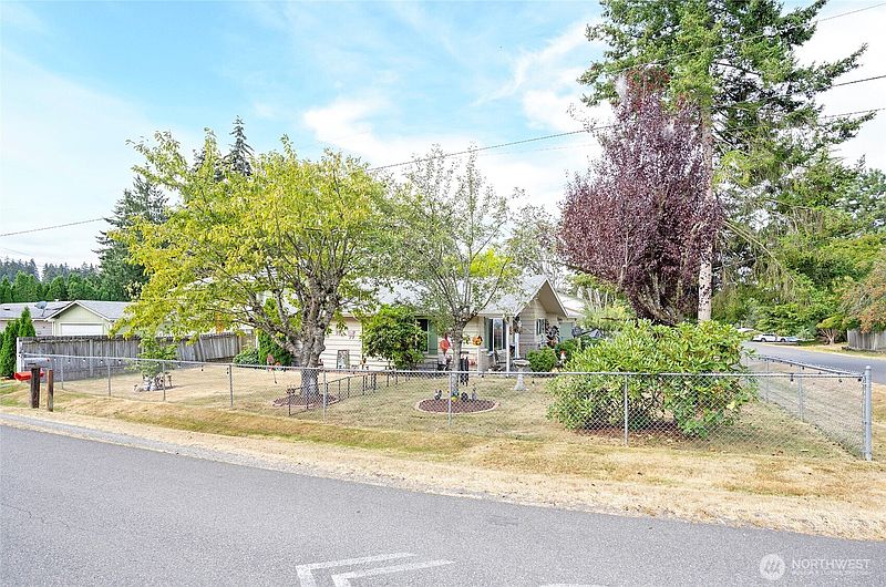 2nd image of 28705 14th Avenue S