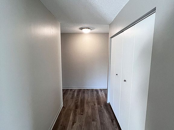 5th image of 20464 Iberia Ave #E-202