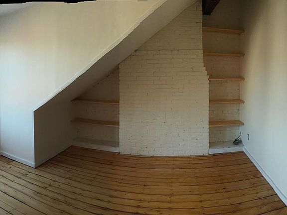 5th image of 621 Massachusetts Ave APT 4