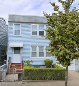 125-03 13th Avenue, College Point, NY, 11356