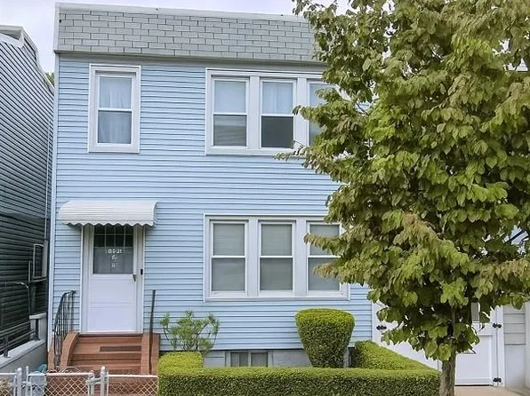 125-03 13th Avenue, College Point, NY 11356