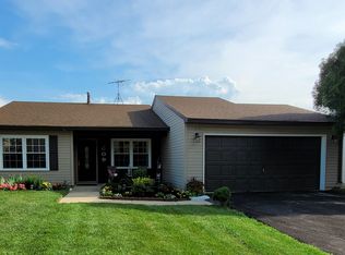 609 Old Forge Ln, University Park, IL