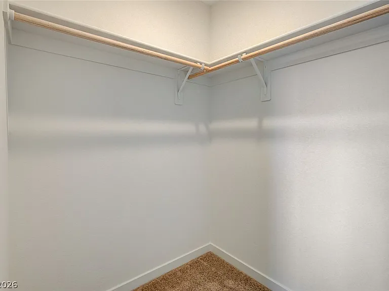 324 Lupton Ave — Photo 9