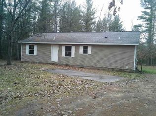 1681 E Shore Dr, Alger, MI 48610