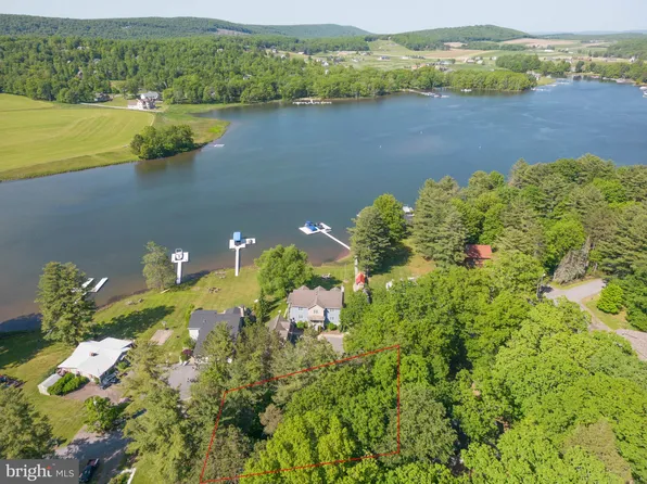 White Oak Dr, Swanton, MD 21561