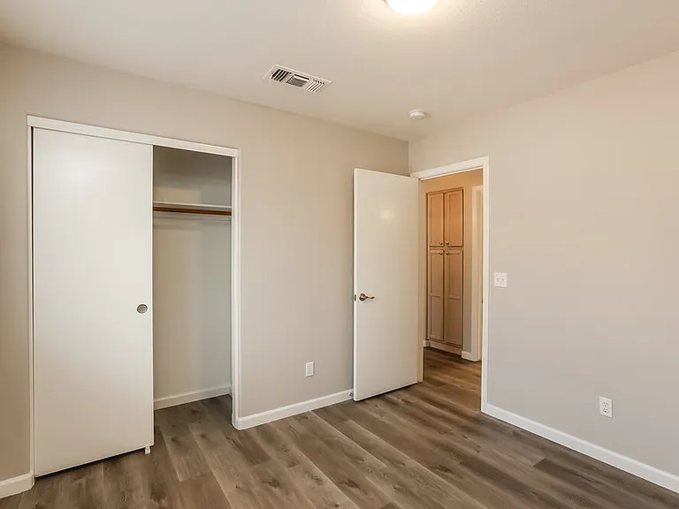 8643 E Capri Ave — Photo 13