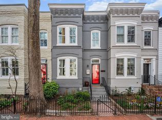 527 10th St SE, Washington, DC 20003