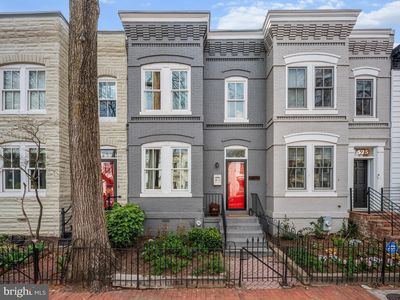 527 10th St SE, Washington, DC, 20003