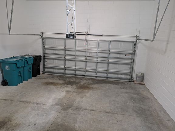 4th image of 14150 Walcott Ave