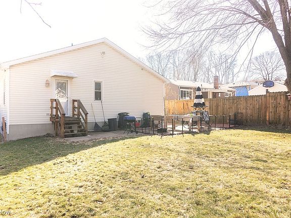 2nd image of 298 Hilbish Ave